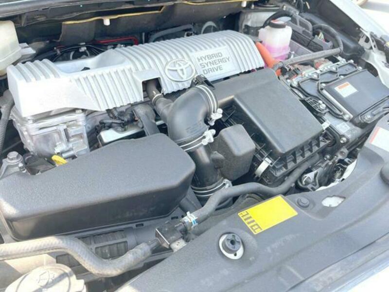 PRIUS-13