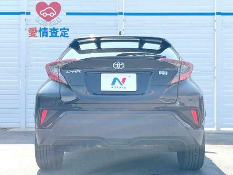C-HR-16