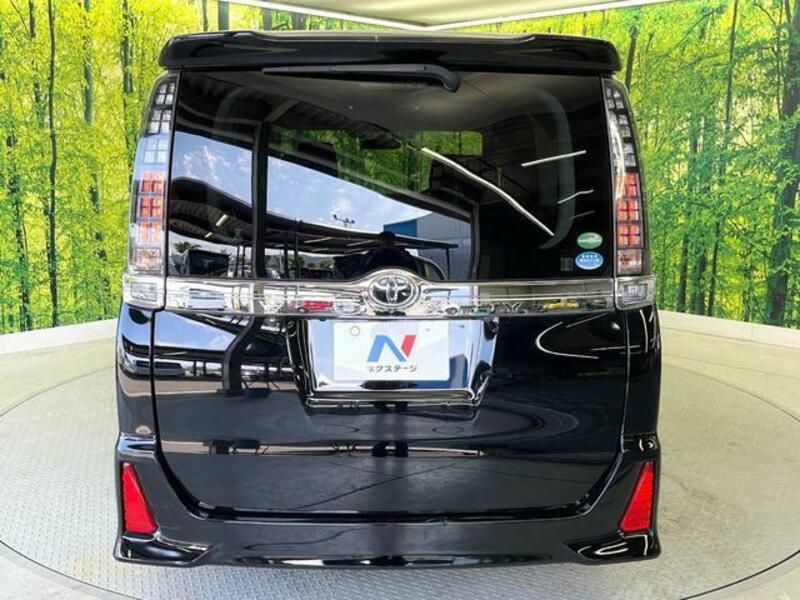 VOXY-16