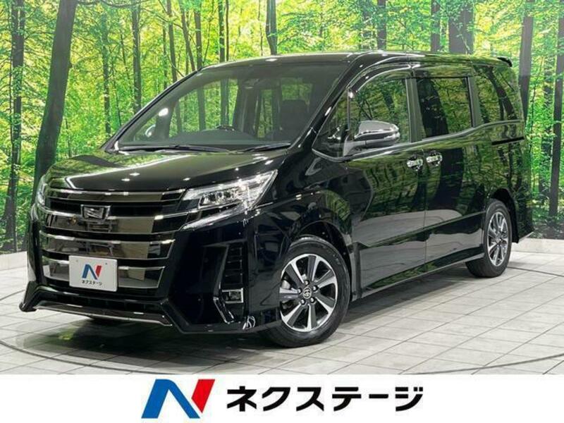 TOYOTA NOAH