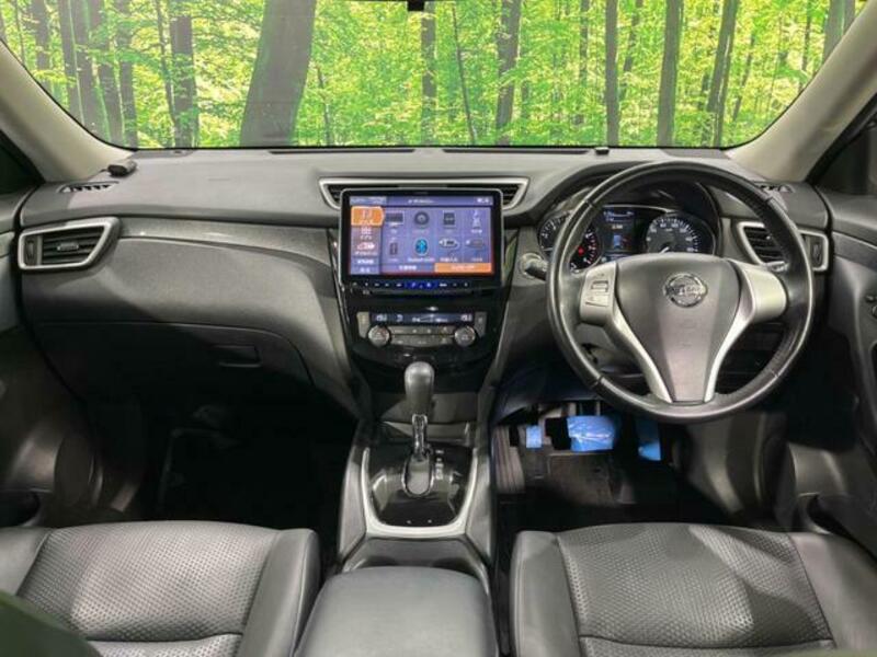 X-TRAIL-1