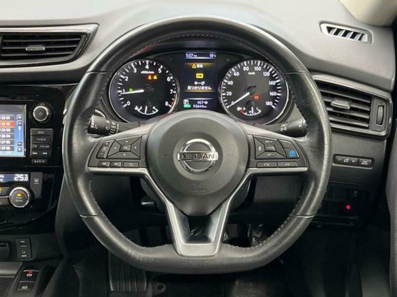 X-TRAIL-9