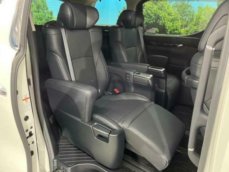 ALPHARD-7