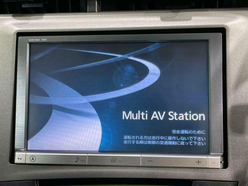 PRIUS-4