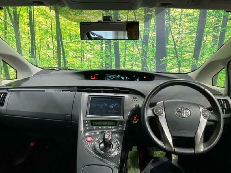 PRIUS-1