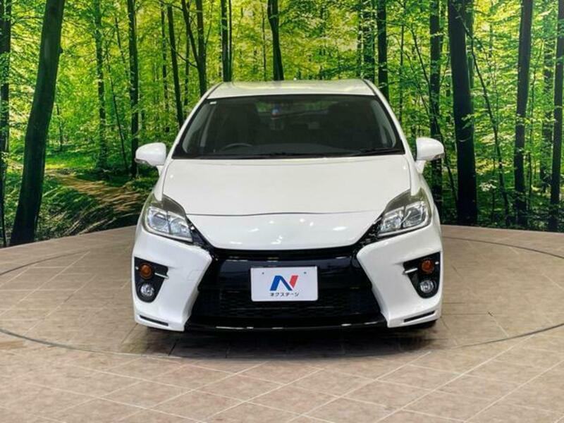 PRIUS-13