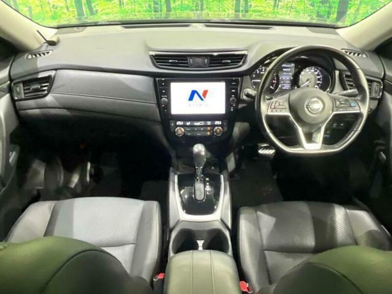 X-TRAIL-1
