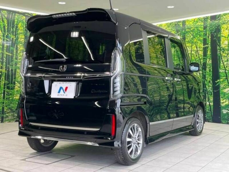 N BOX CUSTOM-16