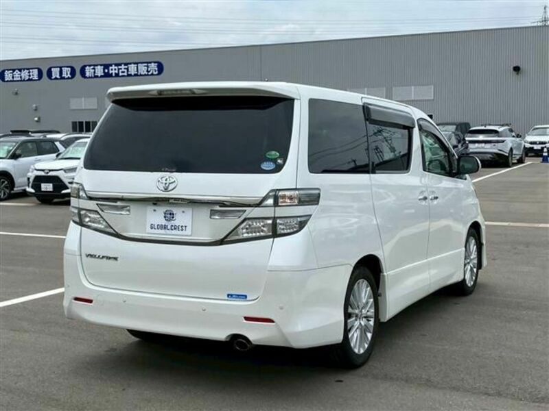 VELLFIRE-7