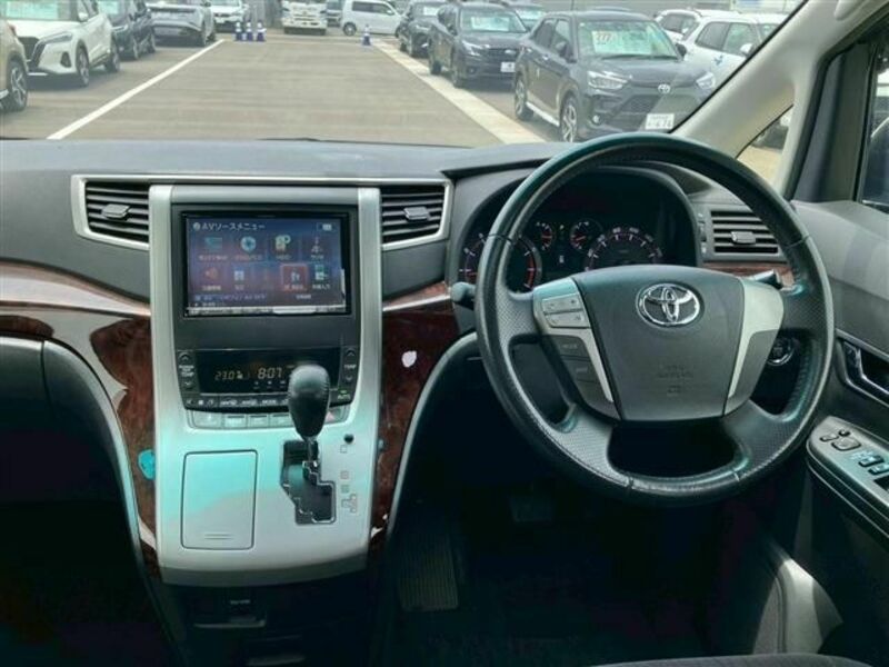 VELLFIRE-12