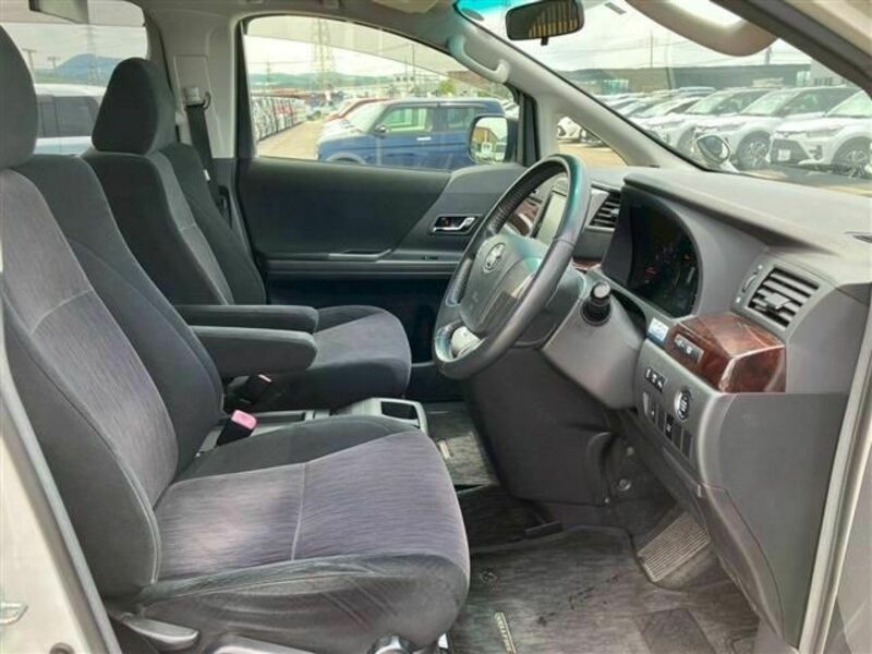 VELLFIRE-18