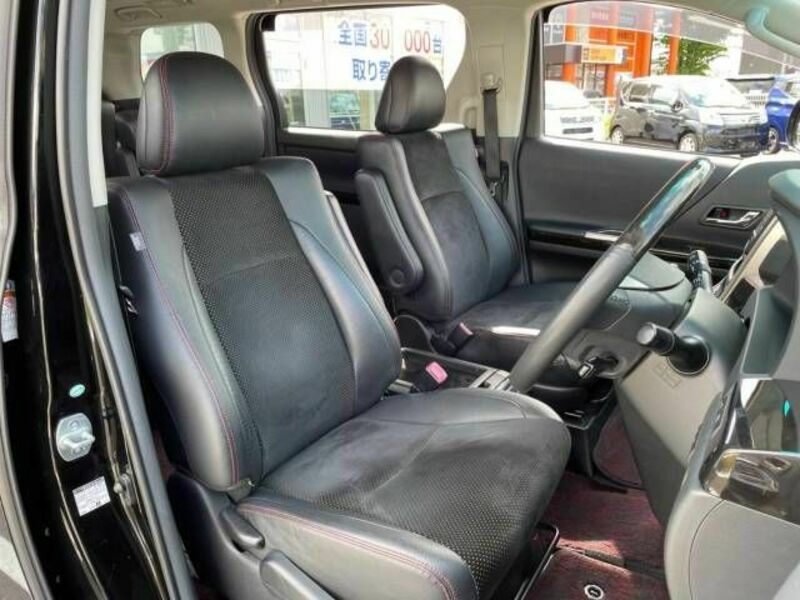 VELLFIRE-7