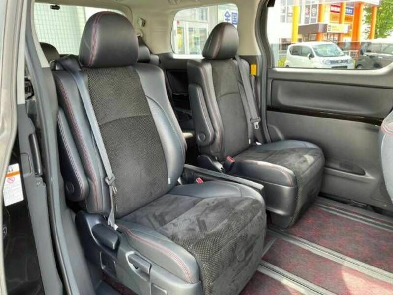 VELLFIRE-8