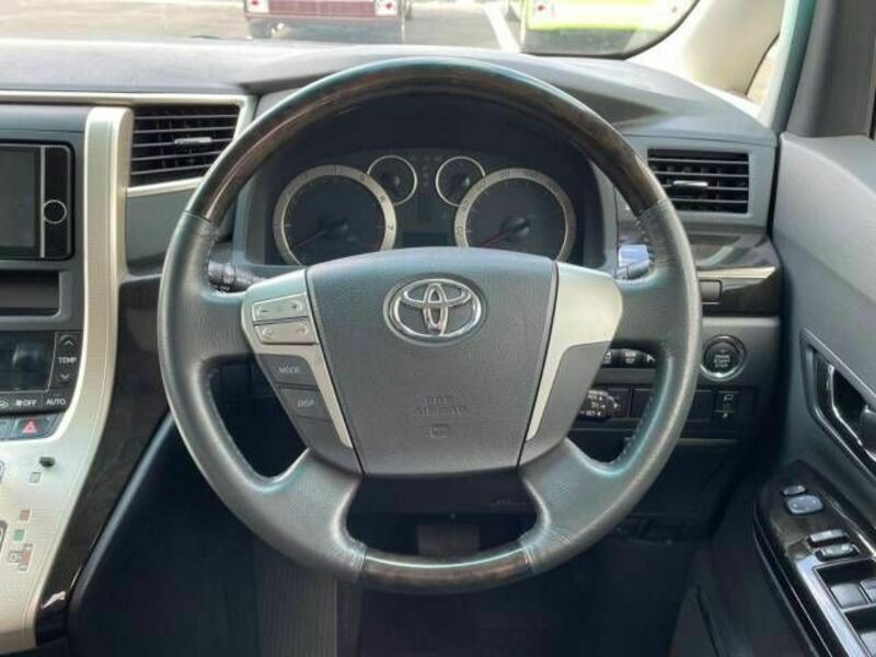 VELLFIRE-11