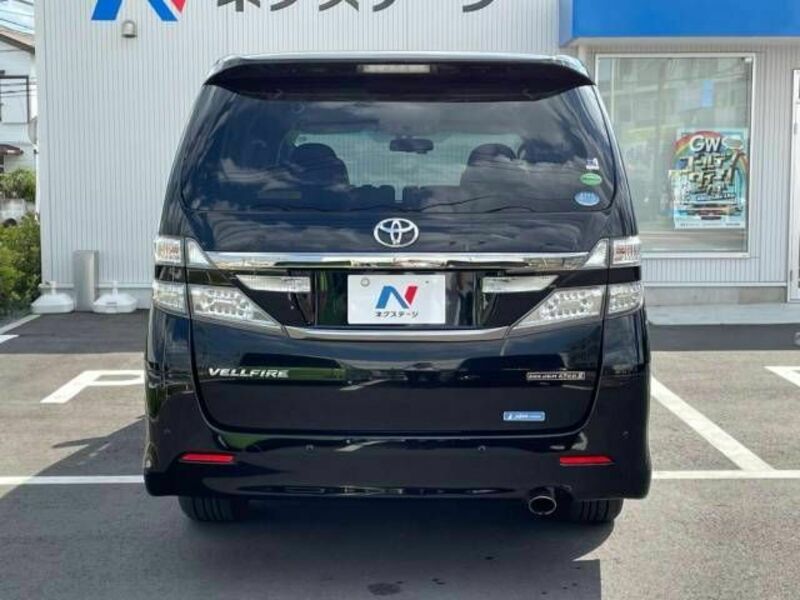 VELLFIRE-15