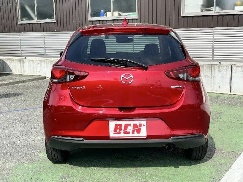 MAZDA2