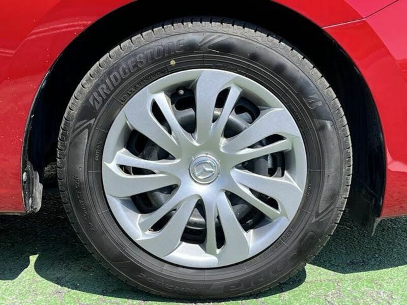 MAZDA2