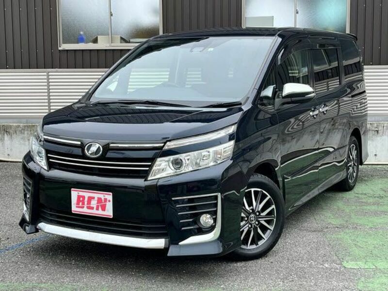 TOYOTA　VOXY