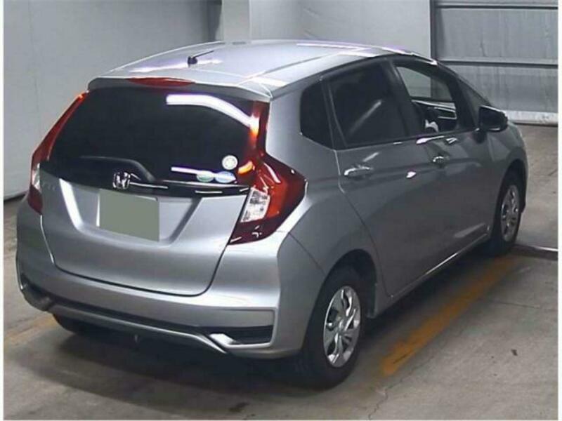 Used 17 Honda Fit Dba Gk3 Sbi Motor Japan