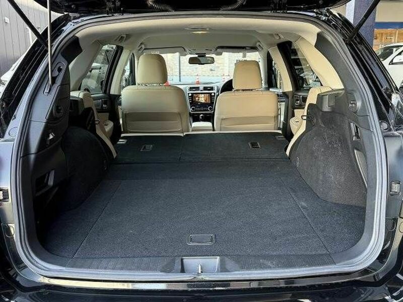 LEGACY OUTBACK