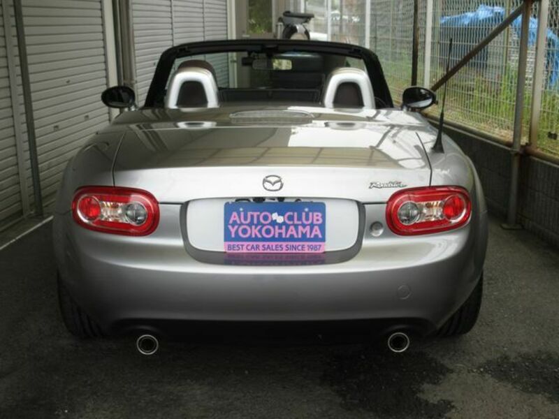 ROADSTER