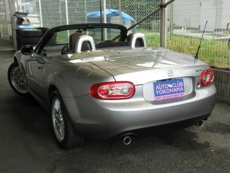 ROADSTER