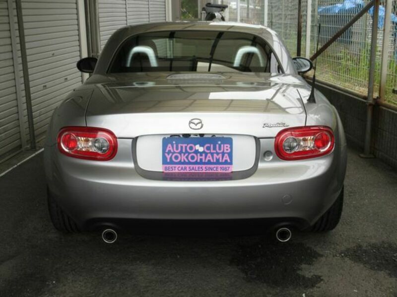 ROADSTER