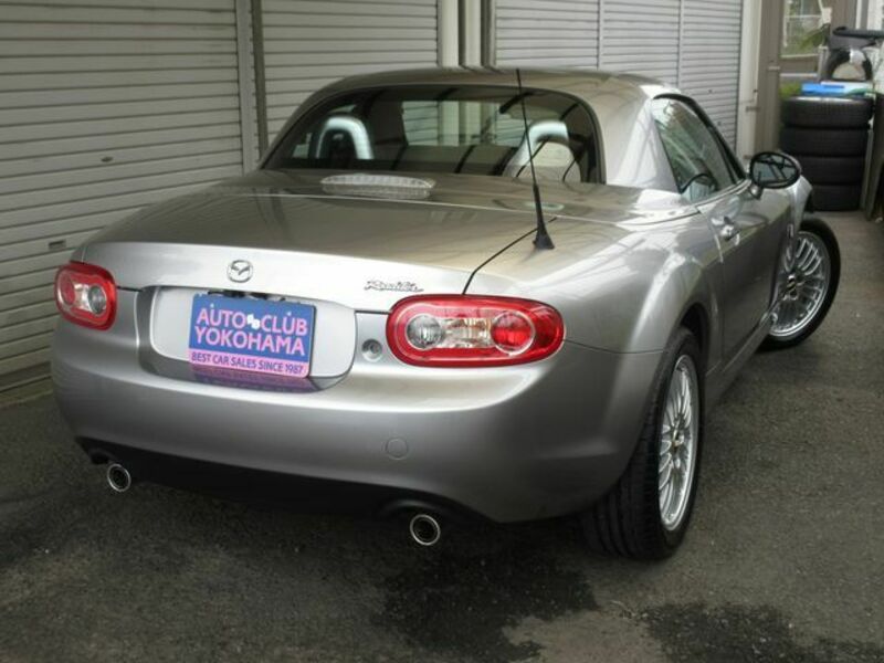 ROADSTER