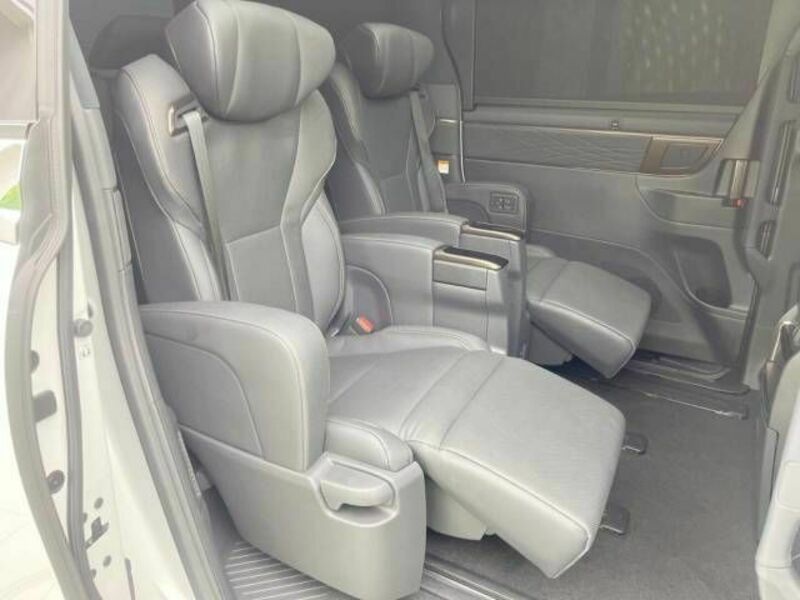 ALPHARD-9