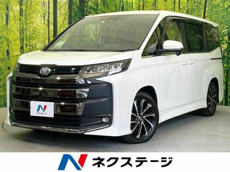 TOYOTA NOAH