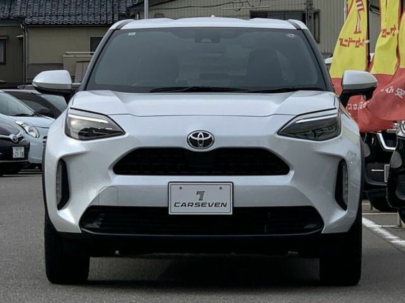 YARIS CROSS