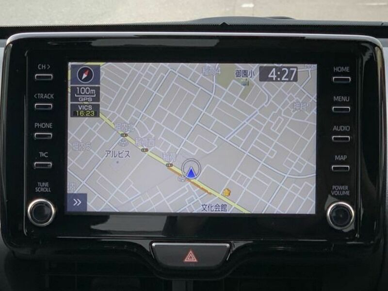 YARIS CROSS