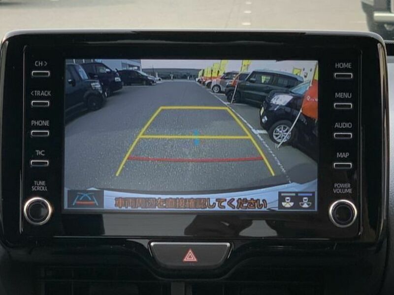 YARIS CROSS