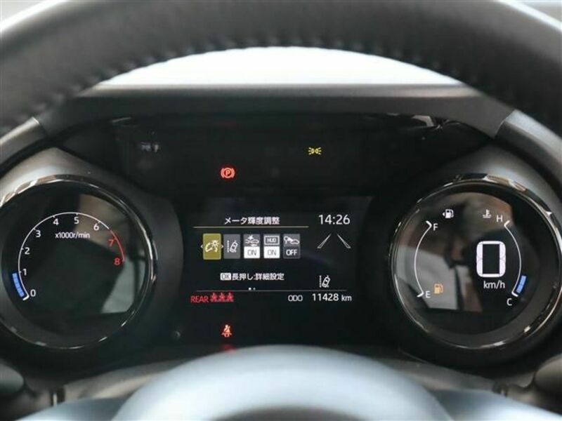 YARIS-6