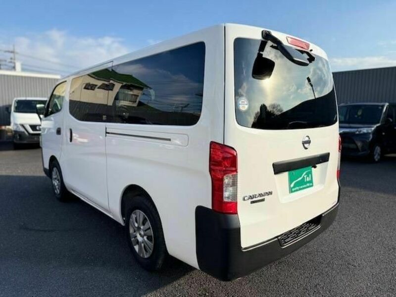 NV350 CARAVAN-11