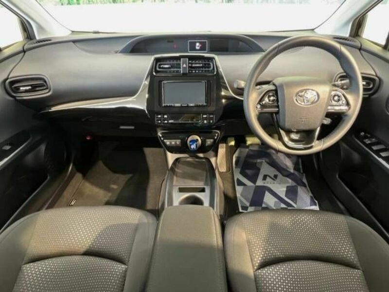 PRIUS-1