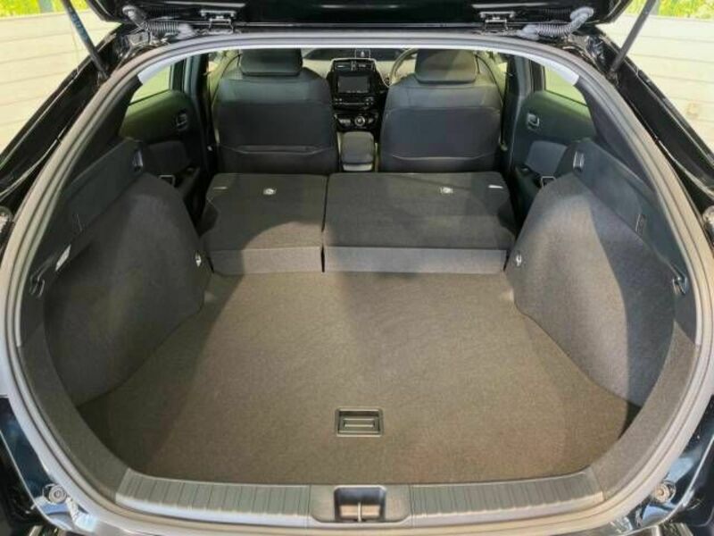 PRIUS-10