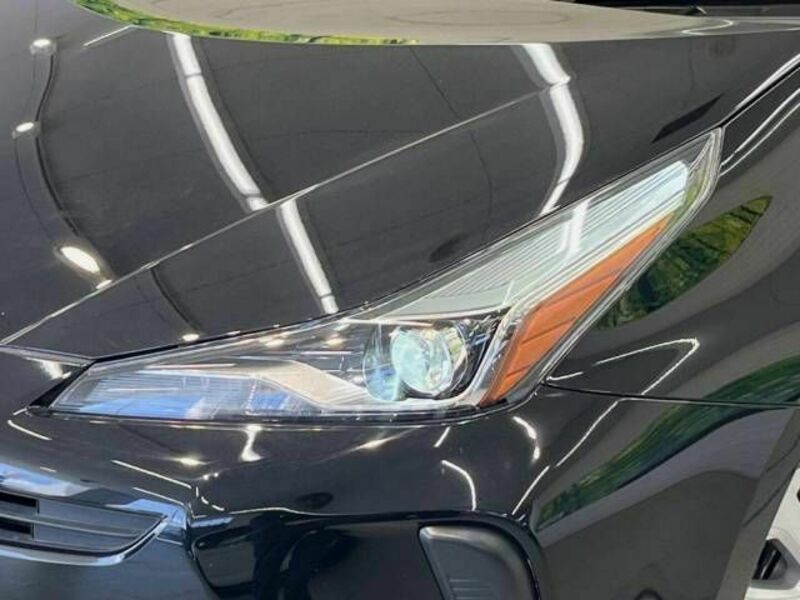 PRIUS-12