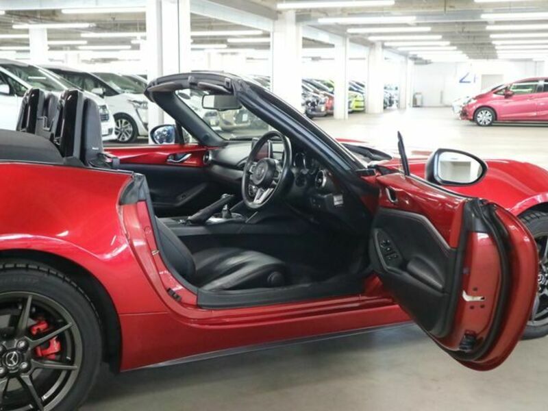 ROADSTER