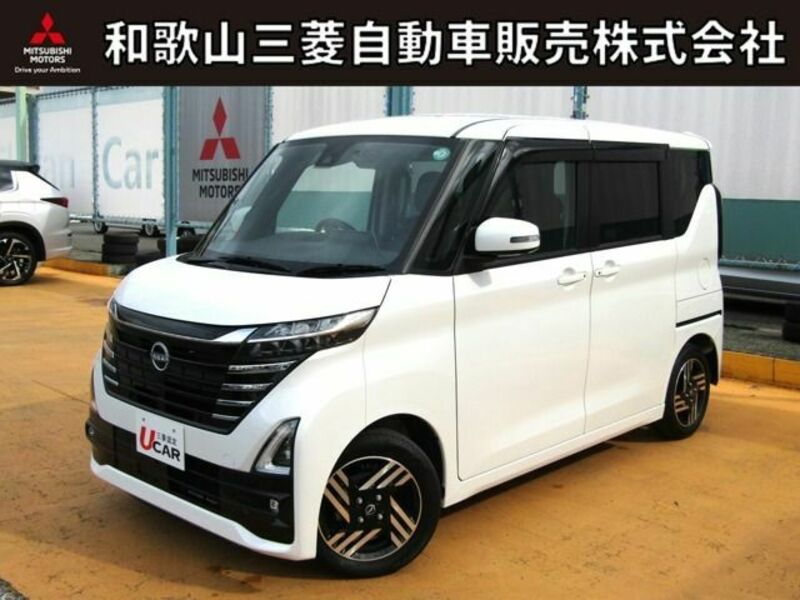NISSAN　ROOX