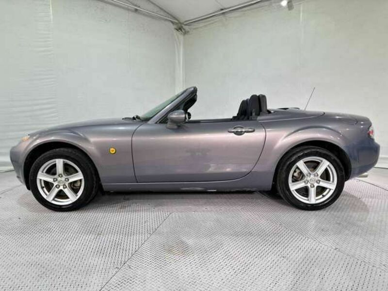 ROADSTER