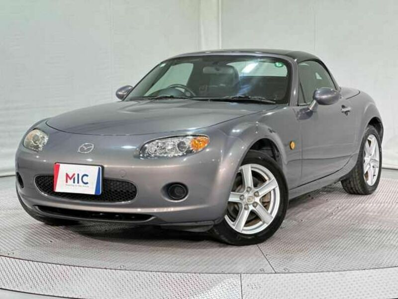 ROADSTER