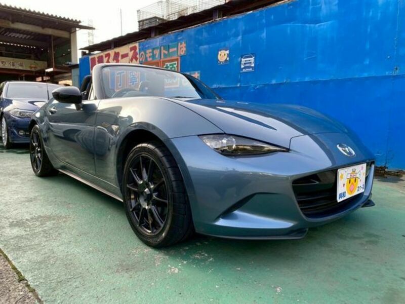 MAZDA ROADSTER