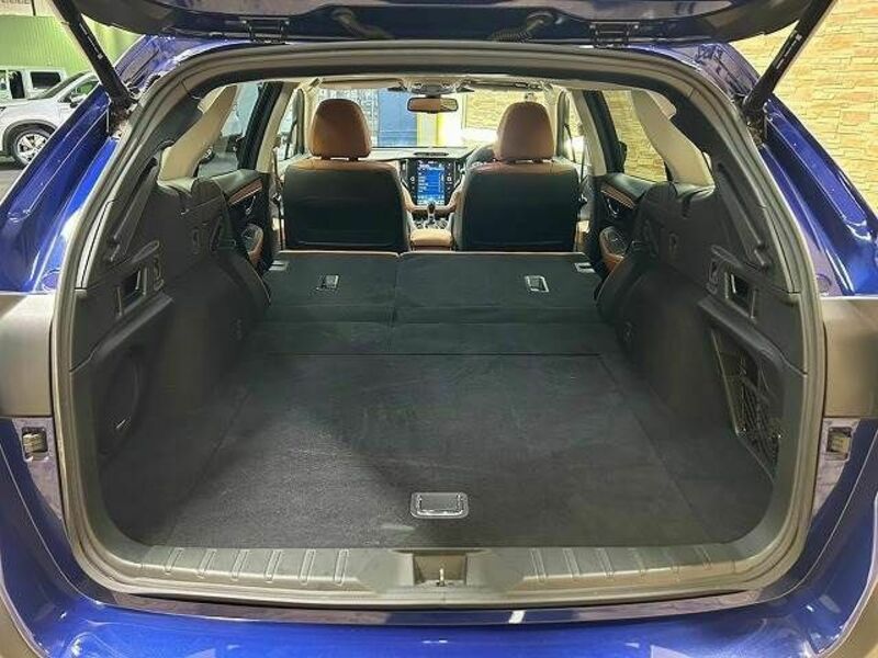 LEGACY OUTBACK