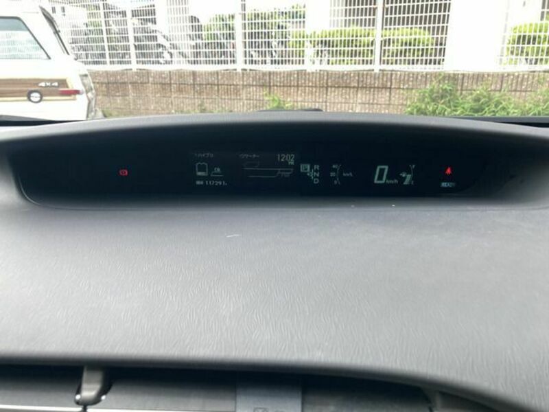 PRIUS-19