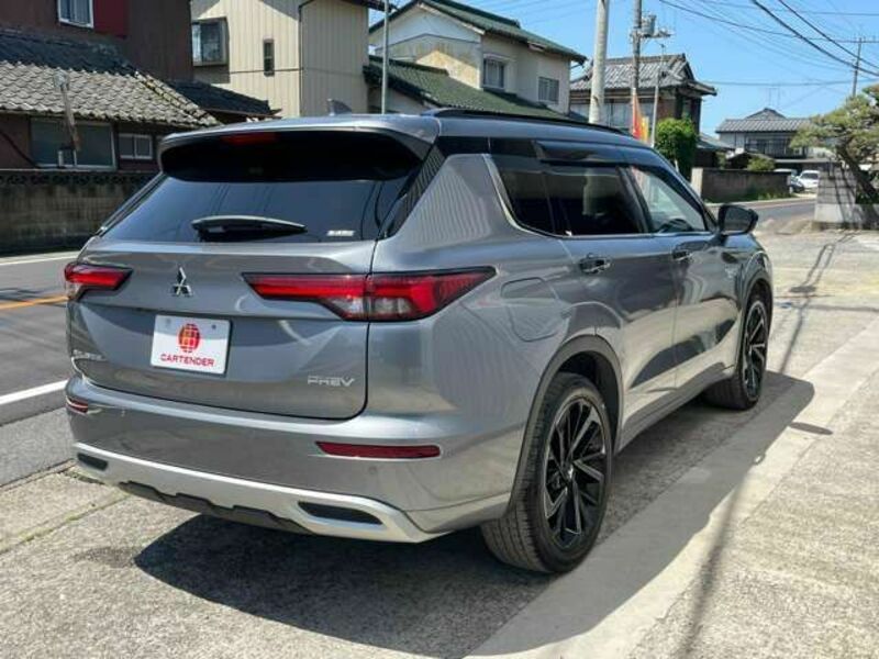 OUTLANDER PHEV