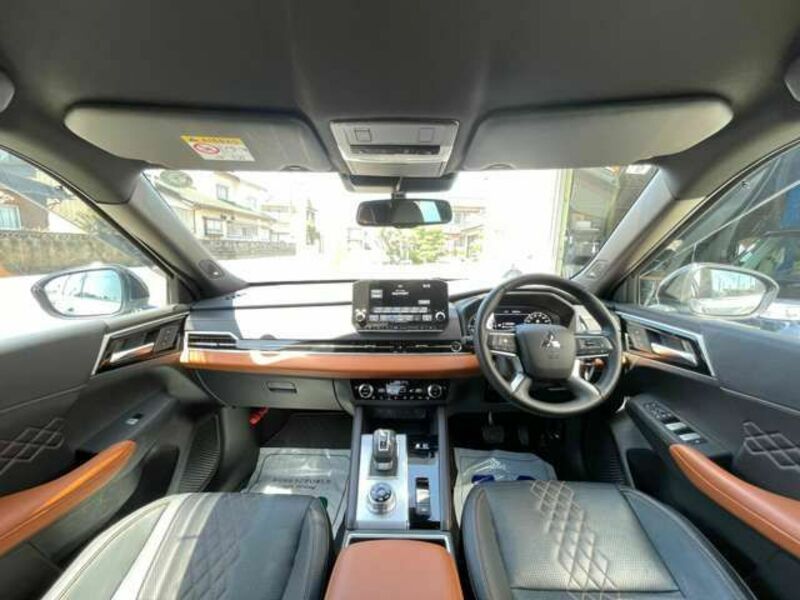 OUTLANDER PHEV