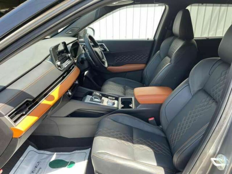 OUTLANDER PHEV