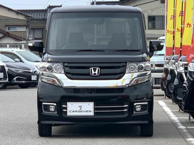 N BOX CUSTOM