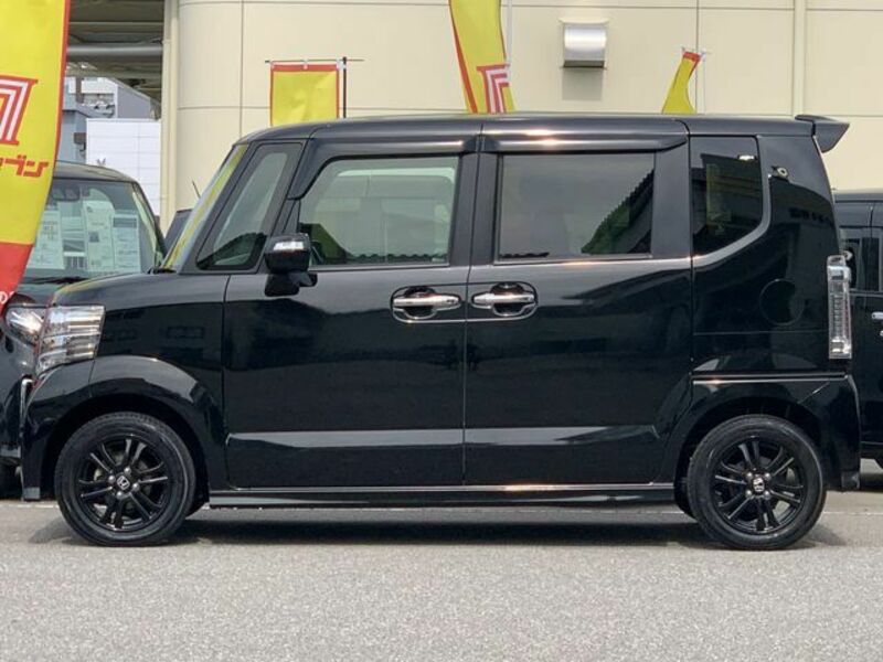 N BOX CUSTOM